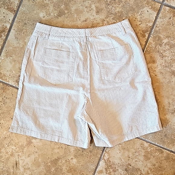 Seersucker Tan and White Striped Shorts - Picture 2 of 6